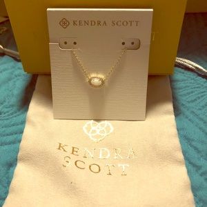 Kendra Scott Gold Chelsea White M of P Necklace